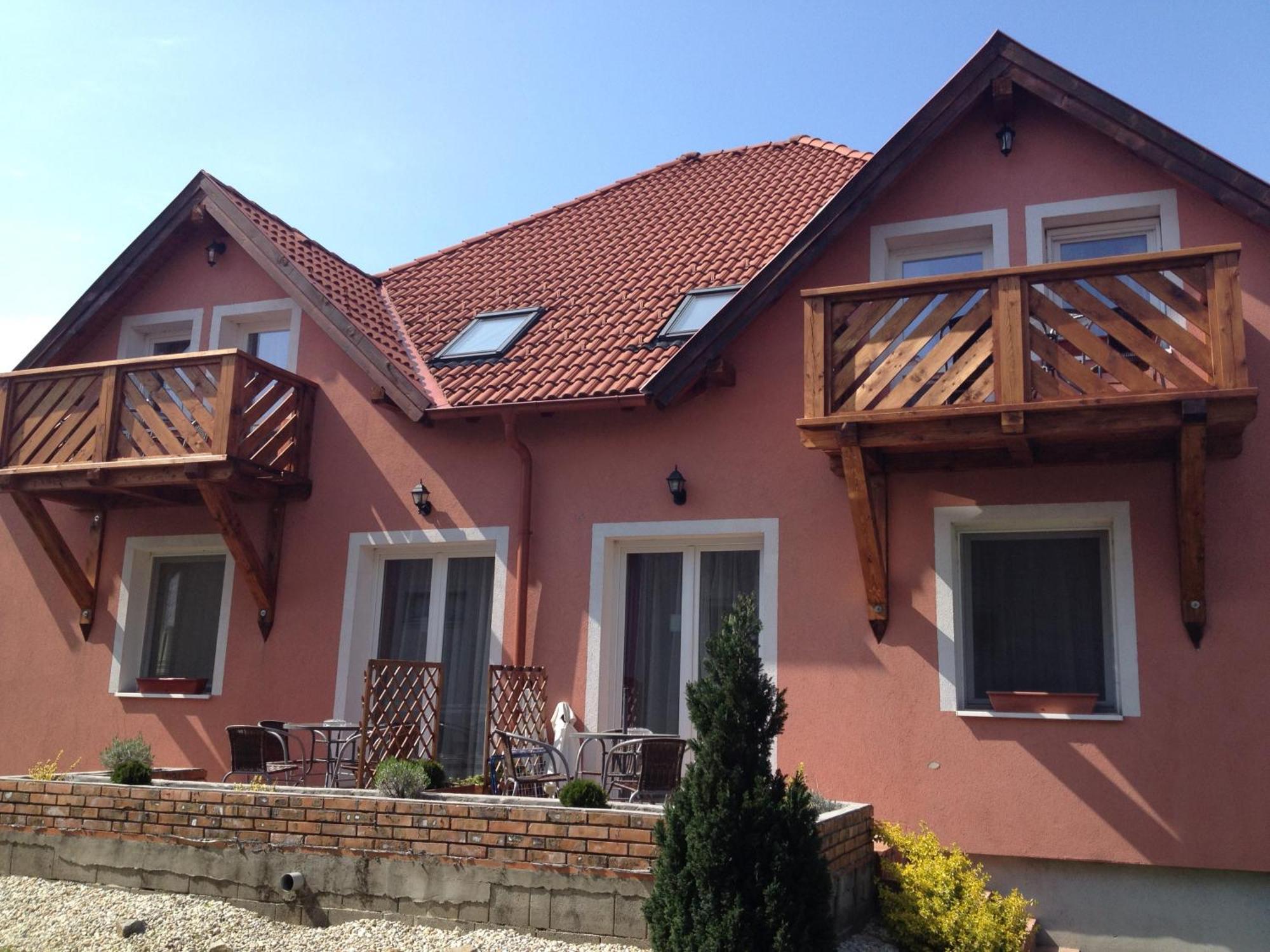 Regina Apartman Hegykő Cameră foto